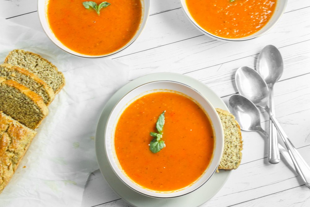 healthy-roasted-tomato-soup